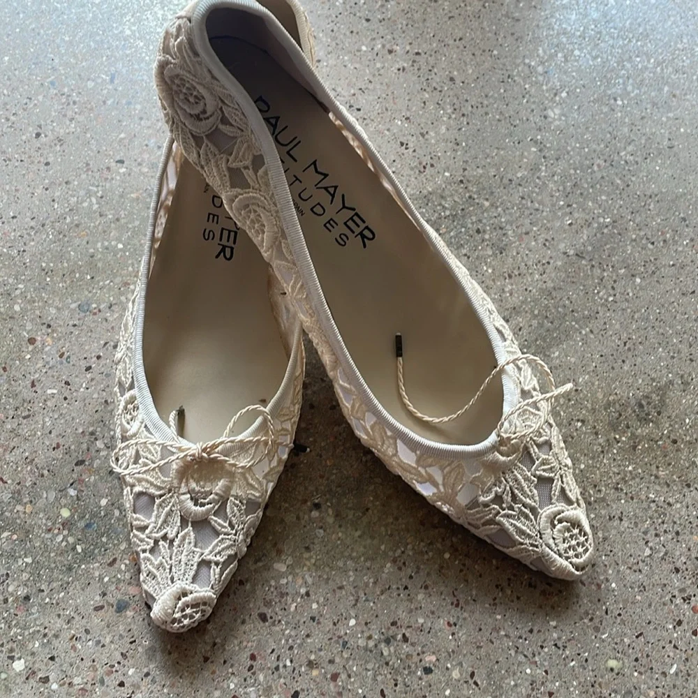 Paul Mayer Cream Lace Pointed Toe Heels